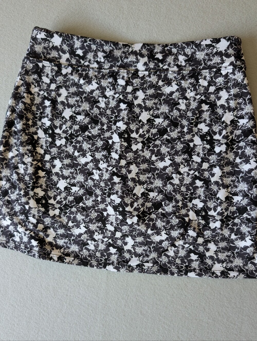 Black White Floral Athletic Skort Mini Skirt Sz XS Quick Dry Tennis Golf Sporty image 5